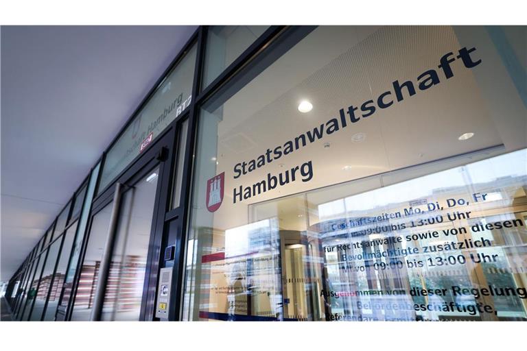 Außenansicht mit Haupteingang zur Staatsanwaltschaft Hamburg (Symbolbild).