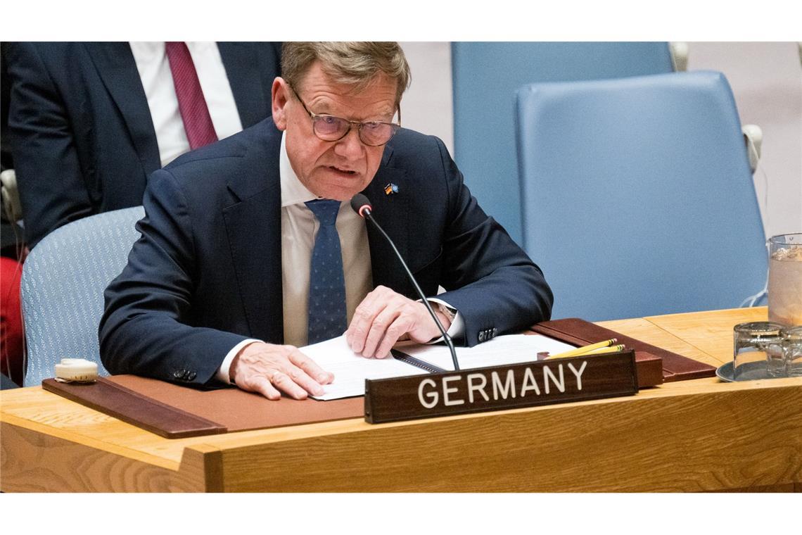 Außenminister Johann Wadephul (CDU) warnt in einer Sitzung des UN-Sicherheitsrats in New York vor einer weiteren Eskalation des Iran-Krieges.