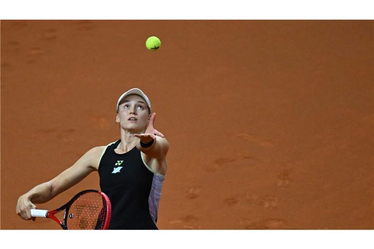 Australian-Open-Siegerin Jelena Rybakina spielt beim Tennis-Turnier in Stuttgart um den Halbfinaleinzug.