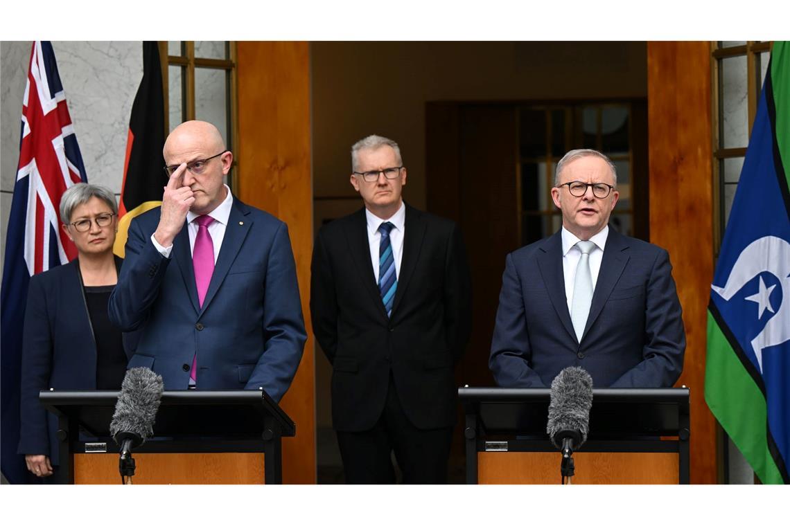 Australien weist iranischen Botschafter nach Angriffen aus Australiens Regierung reagiert mit drastischen Maßnahmen auf die mutmaßliche Verwicklung des Iran in antisemitische Attacken.