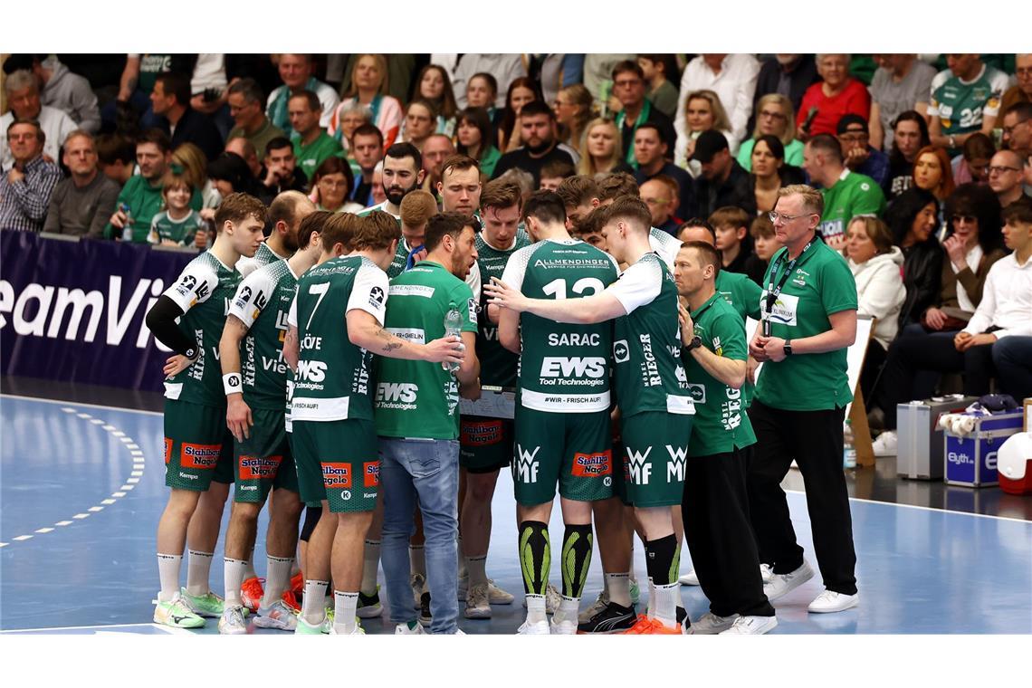 Frisch Auf feiert Matchwinner Bart Ravensbergen Auszeit von FAG-Trainer Matschke