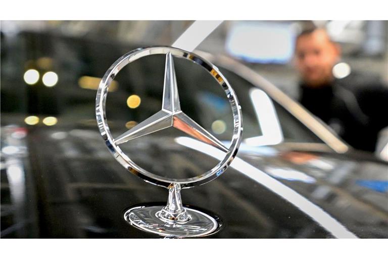 Autobauer wie Mercedes-Benz stecken in der Krise.