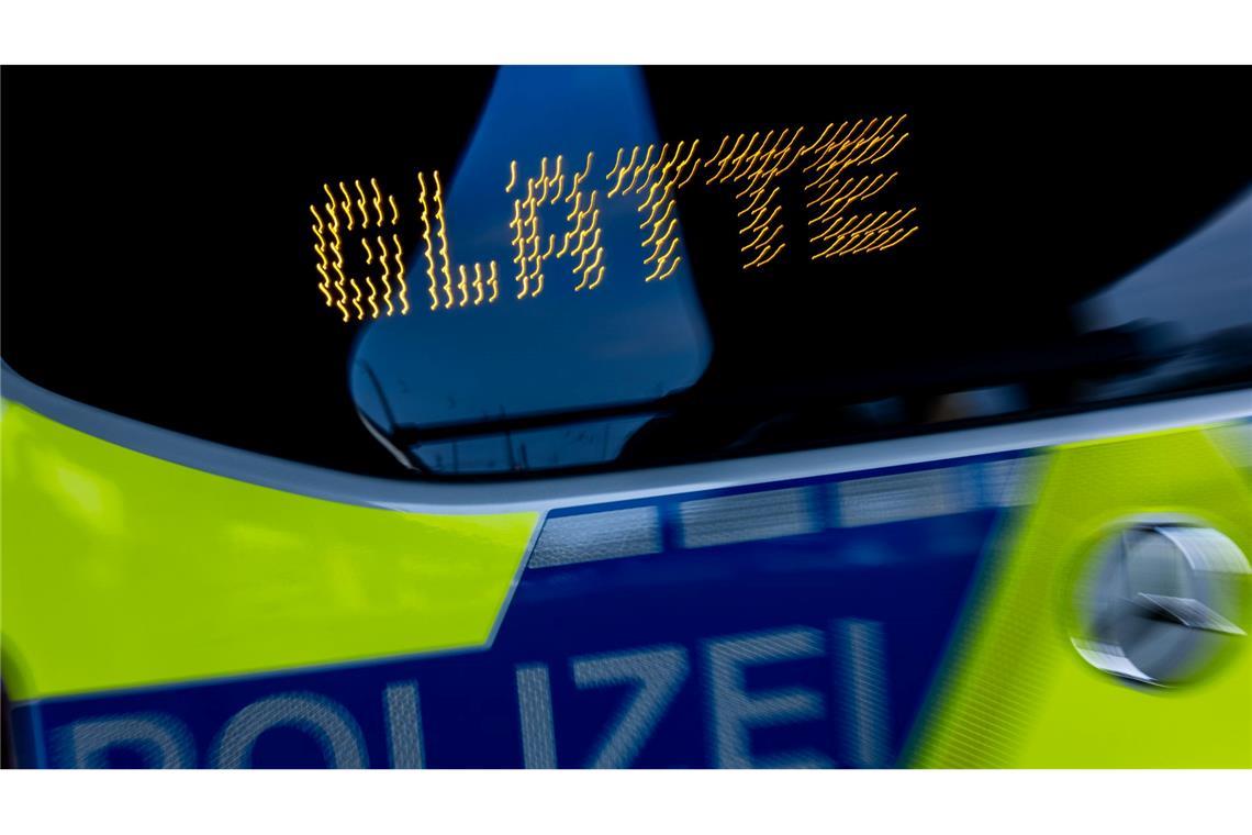 Gefährliche Glätte in ganz Deutschland Autofahrer sollten am Wochenende besonders vorsichtig sein.