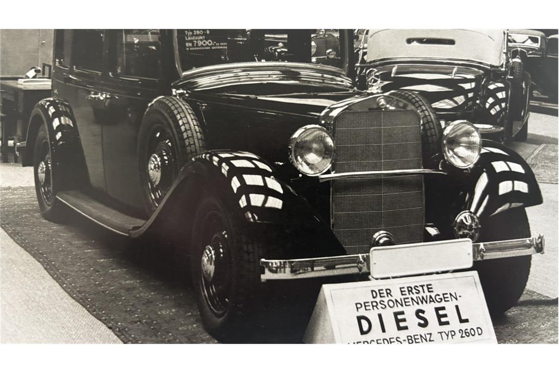 Automobilausstellung 1936: Eines der letzten Bilder von Zoltan Glass aus Deutschland.