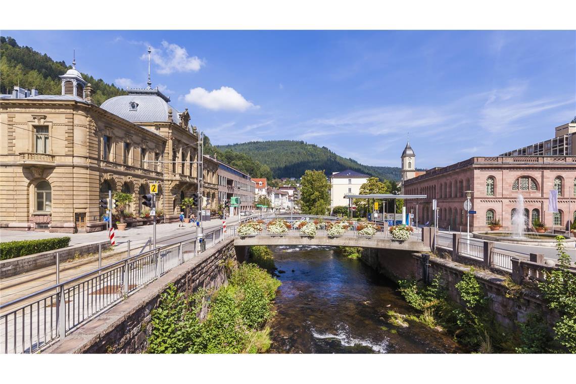Bad Wildbad häppchenweise genießen Bad Wildbad präsentiert sich als genussreiche Kurstadt.