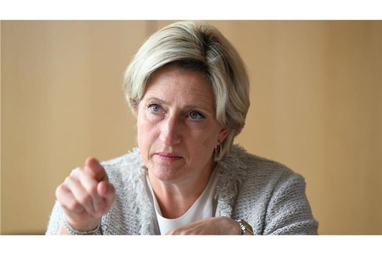 Baden-Württembergs Wirtschaftsministerin Nicole Hoffmeister-Kraut fordert von der EU eine Änderung der Förderrichtlinen.