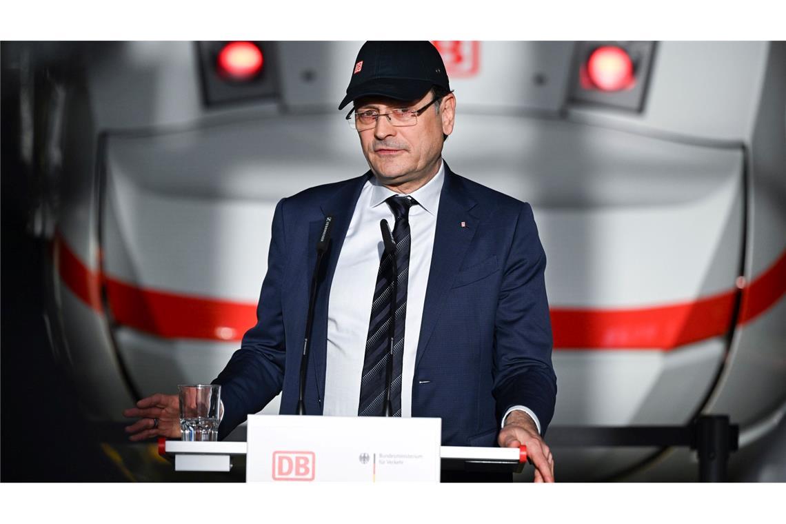 Bahn-Fernverkehrsvorstand Peterson erwartet mit neuen Verbindungen deutlich mehr Passagiere im Europaverkehr. (Archivbild)