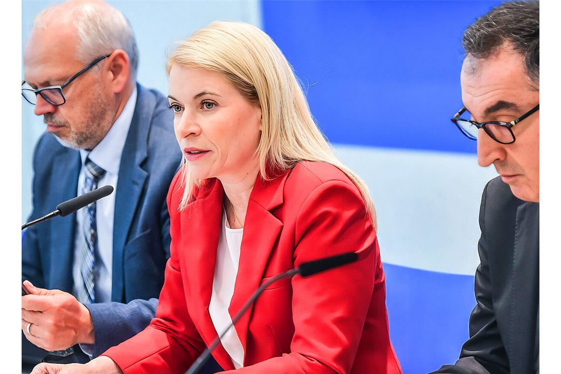 Bahnchefin Evelyn Palla verspricht für die Zukunft mehr Transparenz.