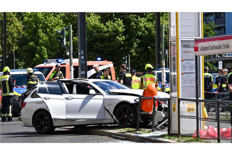 Bahnhaltestelle in Prenzlauer Berg: Ein Mensch ist bei einem Unfall in Berlin ums Leben gekommen.