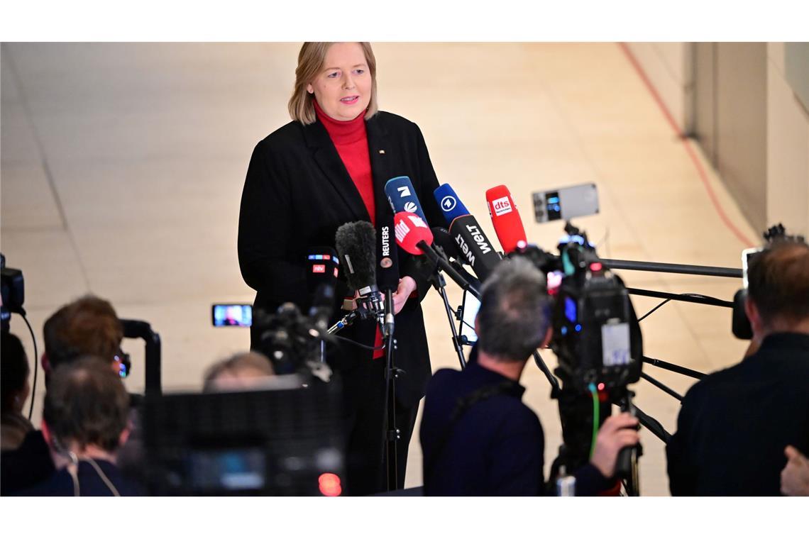 Bas plädiert für ein völlig neues Rentensystem.