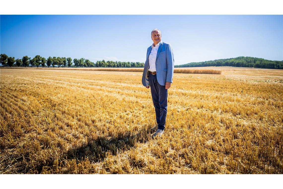 Bauern erwarten 40 Millionen Tonnen Getreide Bauernpräsident Joachim Rukwied. Das trockene Frühjahr stellte Bauern in manchen Regionen vor Probleme.