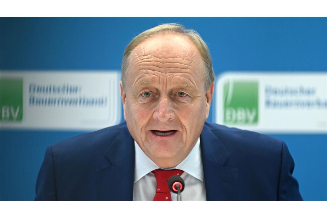 Bauernpräsident Rukwied fordert "frisches Geld" für den Umbau von Ställen. (Archivbild)