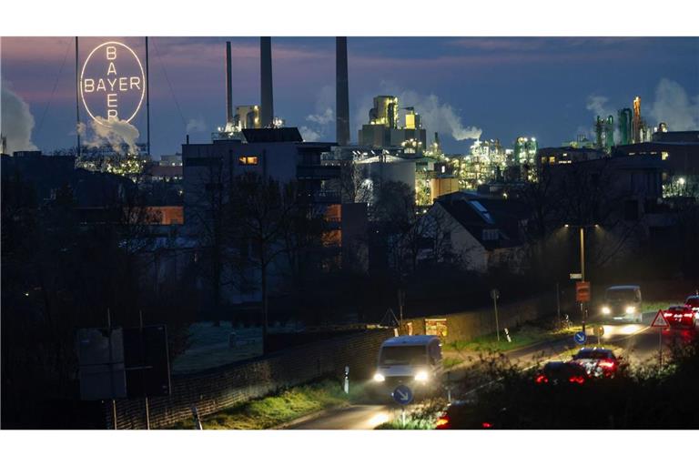 Bayer steckt in den roten Zahlen.