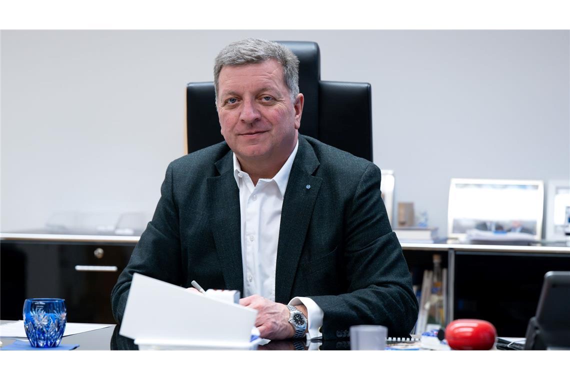 Droht Deutschlandticket 2026 das Aus? Bayern fordert Bund zur alleinigen Finanzierung auf.