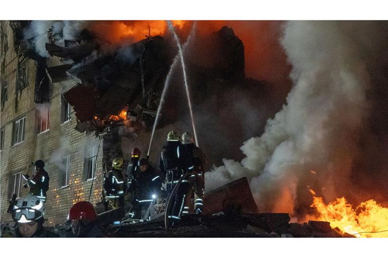 Behörden melden auch Kinder unter den Toten und Verletzten in Charkiw.
