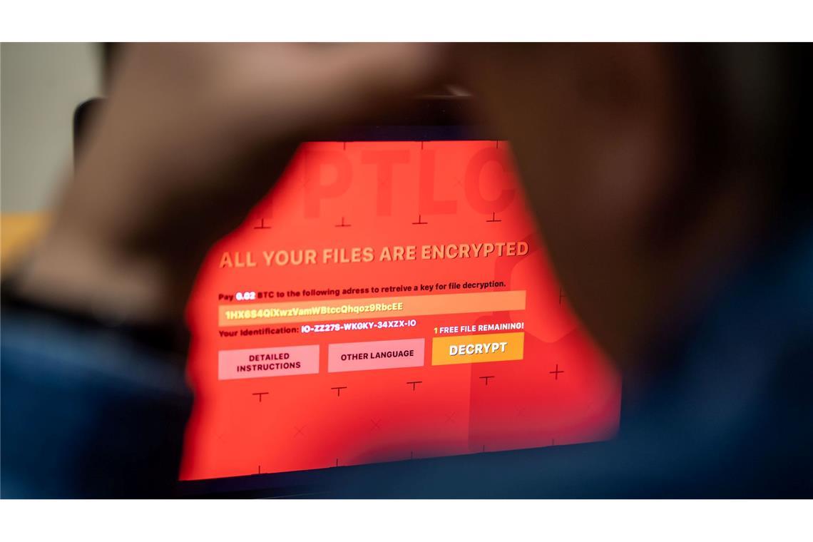 Bei Angriffen mit Ransomware werden Daten verschlüsselt, und die Hacker verlangen Geld für die Freigabe. (Symbolbild)