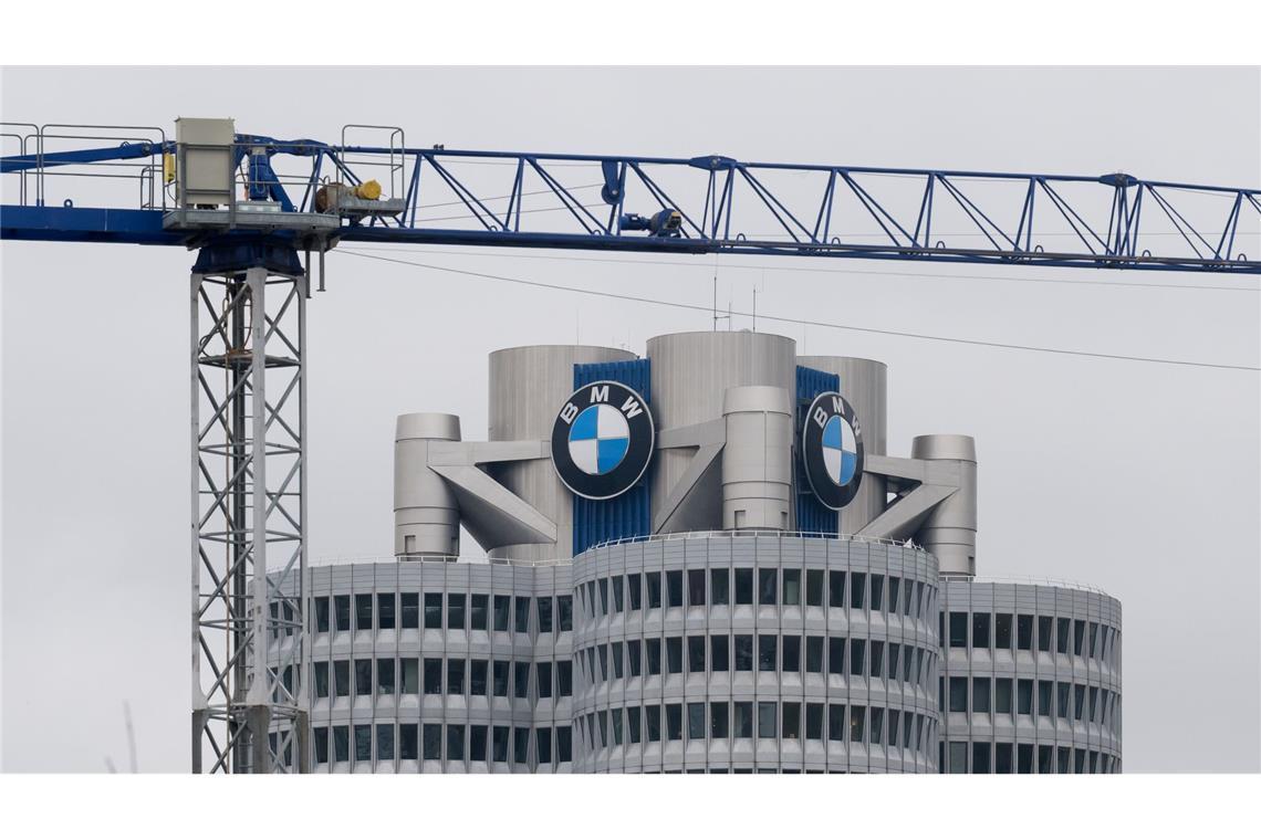 Gewinn bei BMW sackt ab - Die ganz fetten Jahre sind vorbei Bei BMW ist derzeit vieles im Umbruch. Das kostet Geld.
