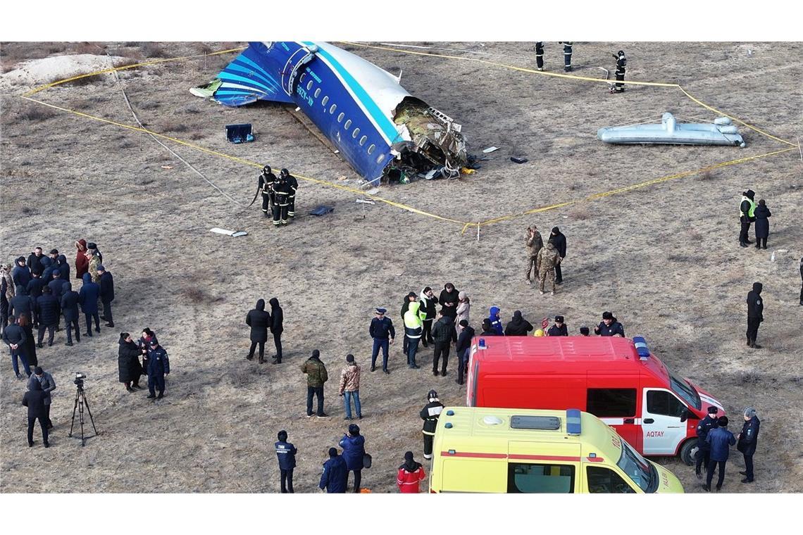 Baku geht von russischem Treffer auf Flugzeug aus Bei dem Absturz starben 38 Menschen.
