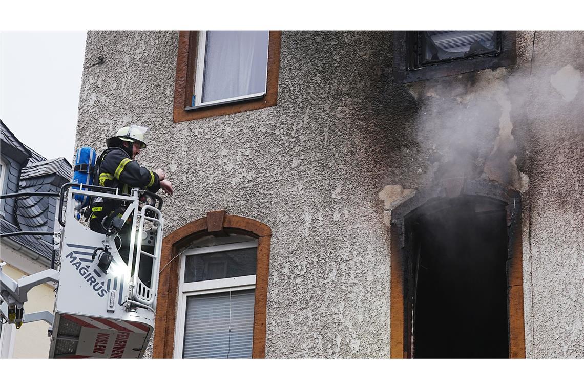 18 Verletzte bei Brand in Mehrfamilienhaus Bei dem Brand wurden 18 Menschen verletzt.