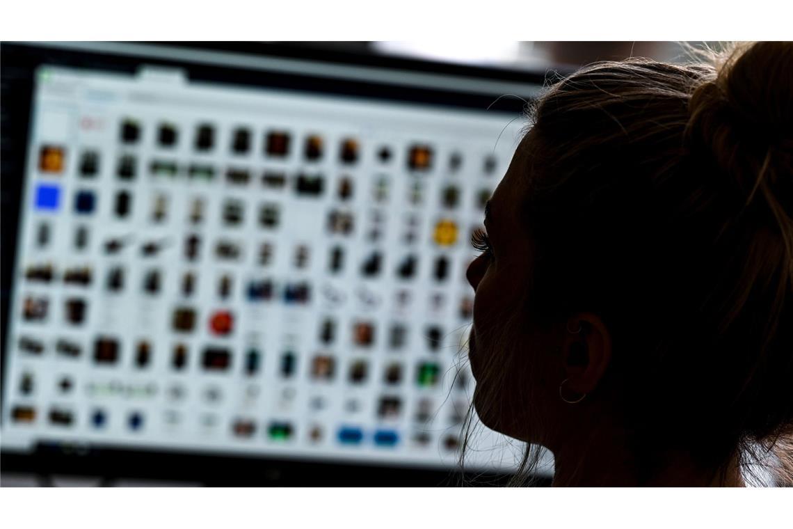 Dutzende Festnahmen bei Einsatz gegen Online-Kindesmissbrauch Bei dem Einsatz gegen Online-Kindesmissbrauch sind über hundert Verdächtige festgenommen worden. (Symbolbild)