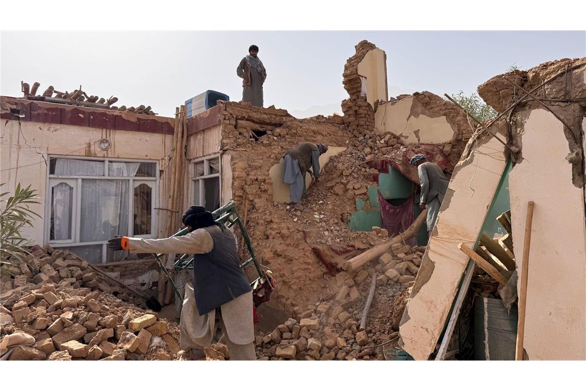 Erdbeben erschüttert Afghanistan - Mehr als 20 Tote