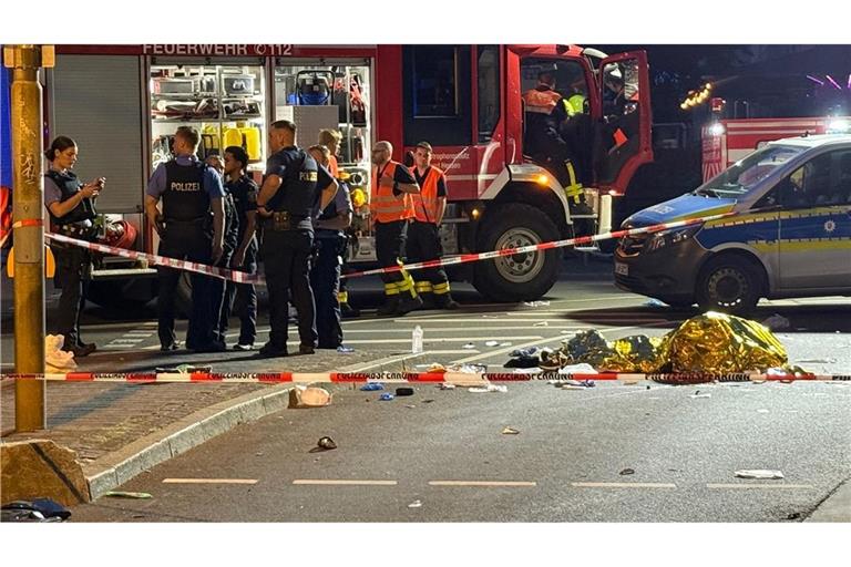 Bei dem Scooter-Unfall stirbt ein 23-jähriges Zwillings-Bruderpaar. (Archivbild)