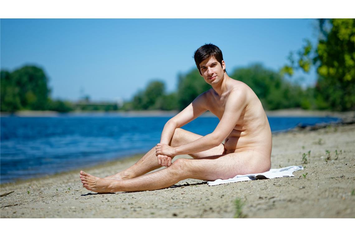 Politiker plant FKK-Swinger-Fahrt - und intimen Vorab-Kurs Bei dem Workshop könnte es laut Ferrat auch intim werden.