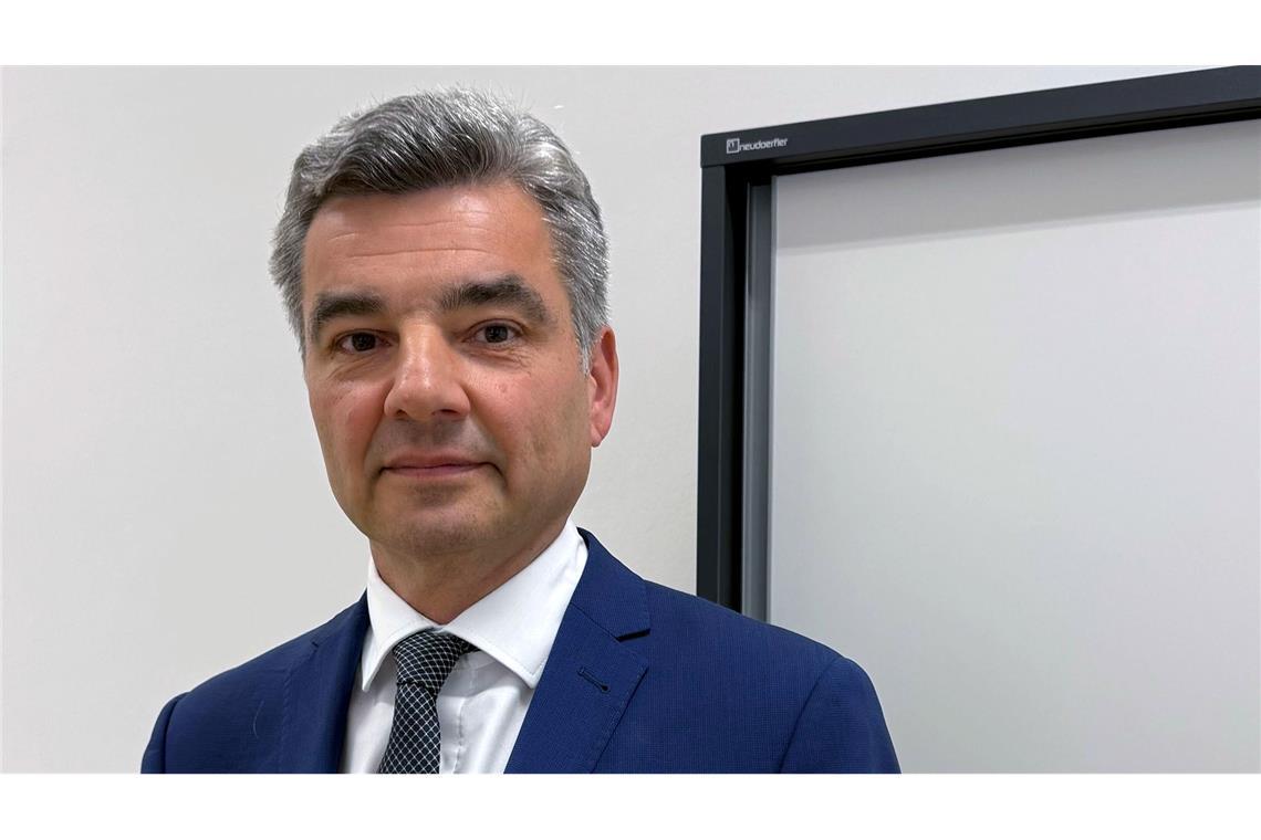 Anwalt der Republik vermutet Benko-Vermögen in Stiftungen Bei der Aufarbeitung der milliardenschweren Signa-Pleite sind laut Finanzprokuratur noch viele Fragen offen.