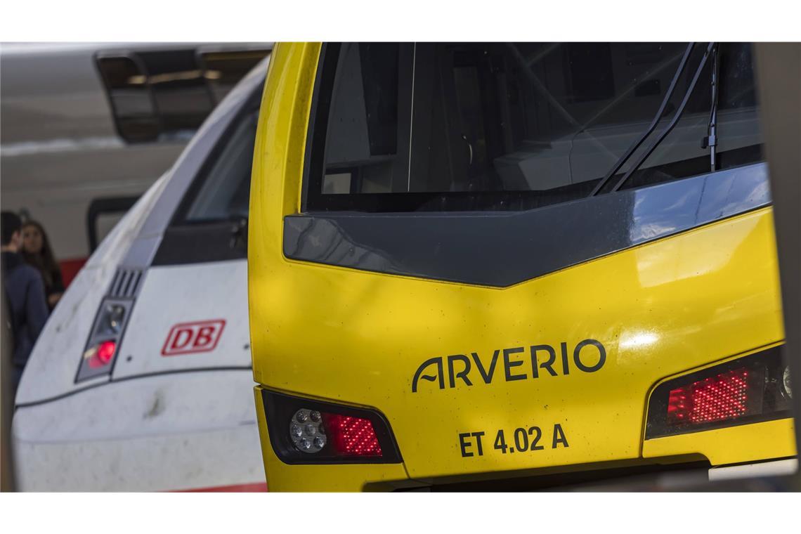 Bei der Fahrt von Würzburg nach Stuttgart ging einiges schief. (Symbolbild)
