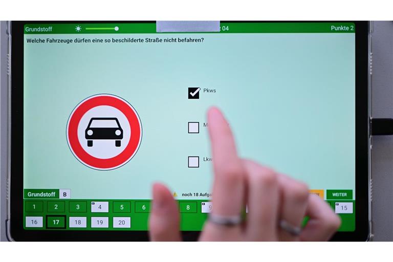 Bei der geplanten Führerschein-Reform kommt der nächste Schritt (Symbolfoto).