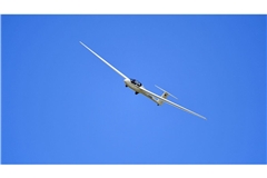 Bei der Landung ist ein Segelflugzeug  im Bodenseekreis verunglückt (Symbolbild).