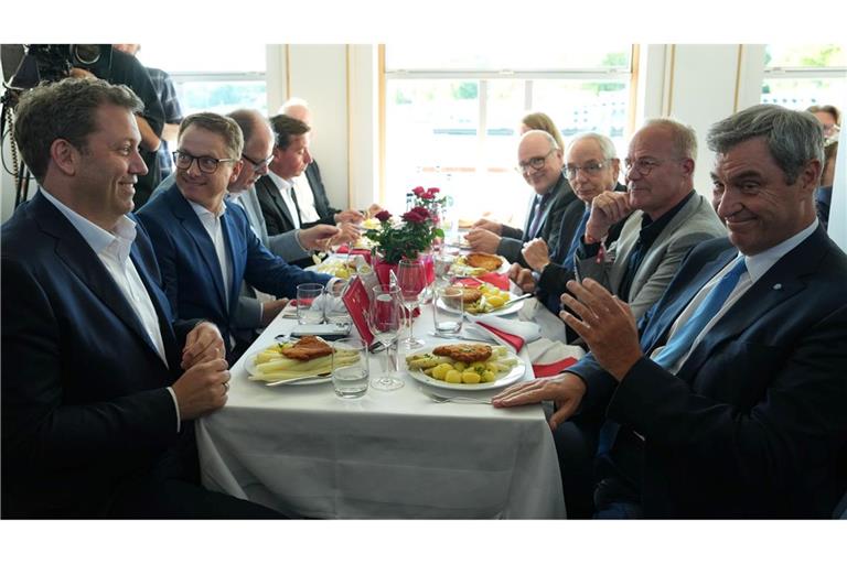 Bei der SPD-Spargelfahrt probten die Koalitionäre schon mal für das Spitzentreffen im Kanzleramt.