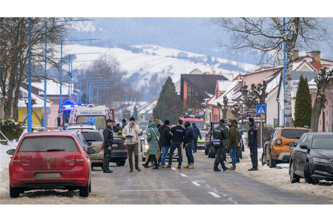 18-Jähriger tötet Mitschülerin und stellvertretende Schuldirektorin Bei der Tat wurden zwei Menschen getötet.