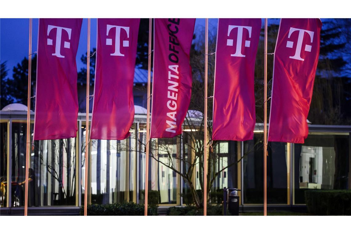 Bei der Telekom gibt es Grund zur Freude: Der Magenta-Konzern hat einen KI-Auftrag des Bundes an Land gezogen. (Archivbild)