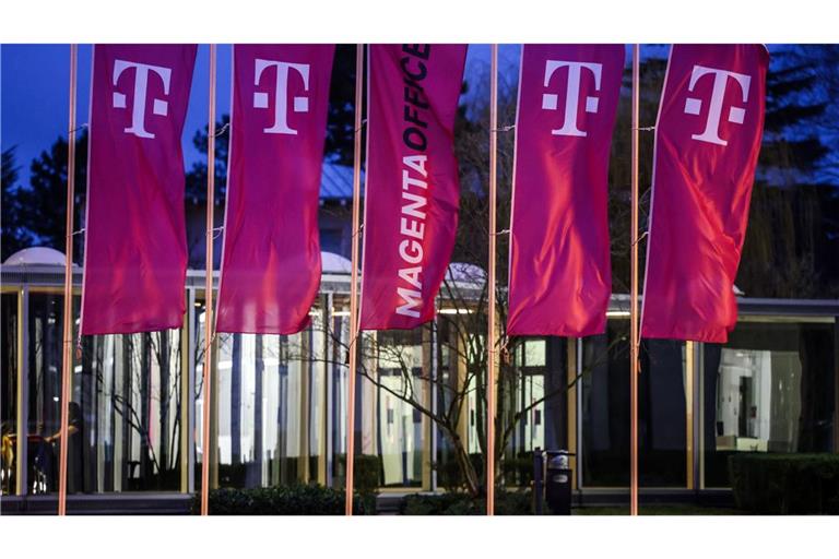 Bei der Telekom gibt es Grund zur Freude: Der Magenta-Konzern hat einen KI-Auftrag des Bundes an Land gezogen. (Archivbild)