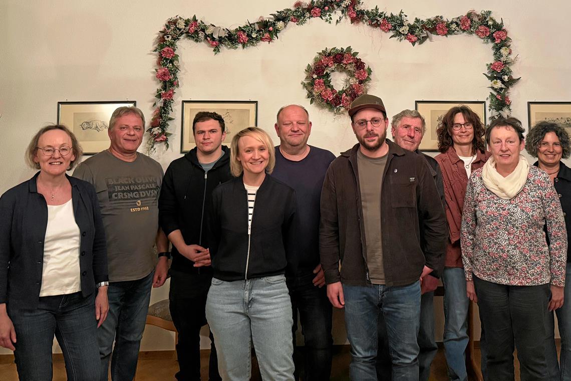 Bei der Versammlung wurde der Vorstand gewählt (von links): Gabriele Herrmann, Rainer Kübler, Dennis Kübler, Julia König, Thomas Dieterich, Jan Windmüller, Heinz Goller, Katja Weiß, Doris Scholl, Petra Klein und Peter Schaile. Foto: Musikverein Fornsbach