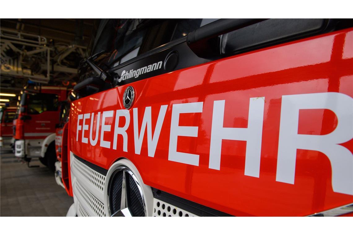 Nach Tod von Zwölfjährigem in Camper - Gasleck wohl Ursache Bei einem Feuer in dem zum Camper ausgebauten Kleintransporters war das Kind ums Leben gekommen. (Symbolbild)