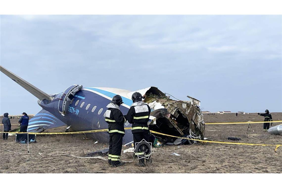 38 Tote bei Flugzeugabsturz in Kasachstan - Ursache unklar Bei einem Flugzeugabsturz in Kasachstan sind 38 Menschen ums Leben gekommen.