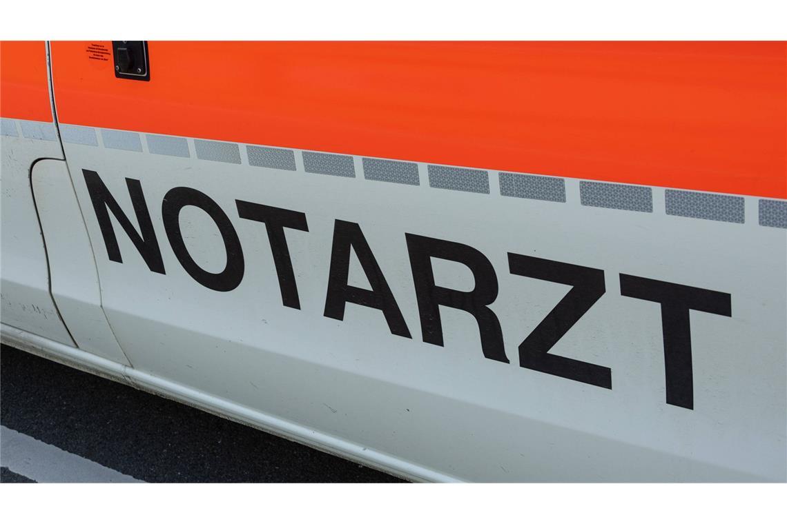 Fahrschülerin gerät mit Motorrad in Gegenverkehr und stirbt Bei einem Unfall auf einer Landstraße bei Forst (Kreis Karlsruhe) ist eine Fahrschülerin ums Leben gekommen (Symbolfoto).