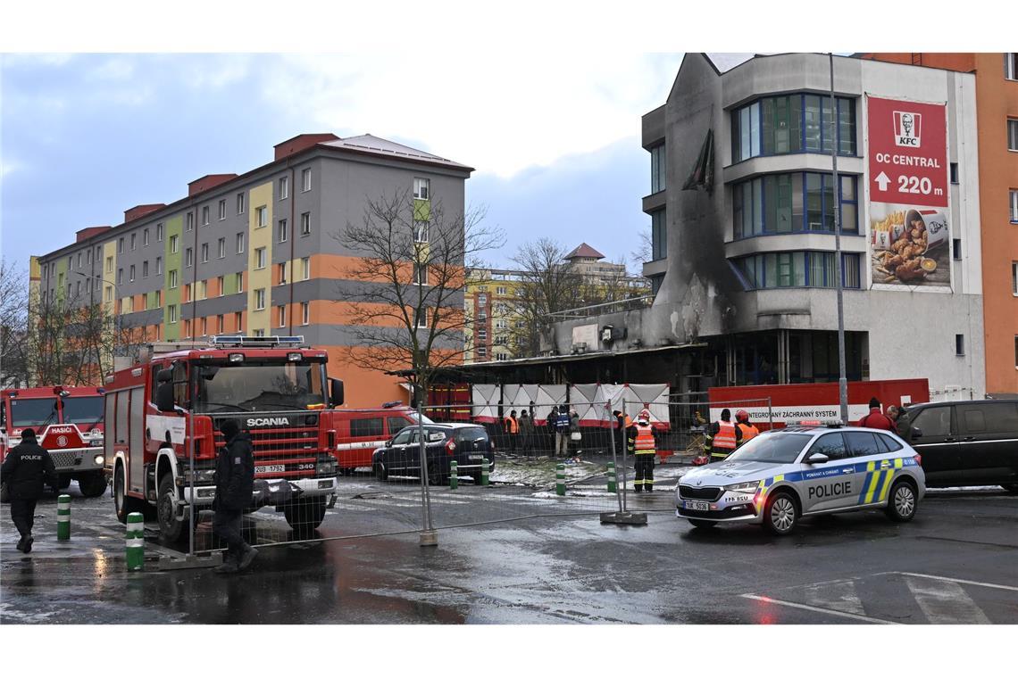 Sechs Tote bei Explosion in Gaststätte in Tschechien Bei einer Explosion und einem Brand in einem Restaurant in Tschechien sind sechs Menschen ums Leben gekommen. (Foto aktuell)