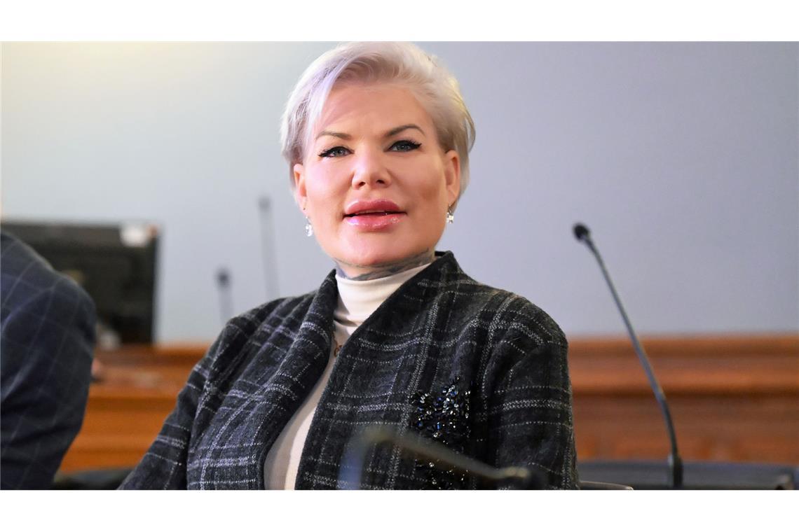 Sängerin Melanie Müller weist Hitlergruß-Vorwurf zurück