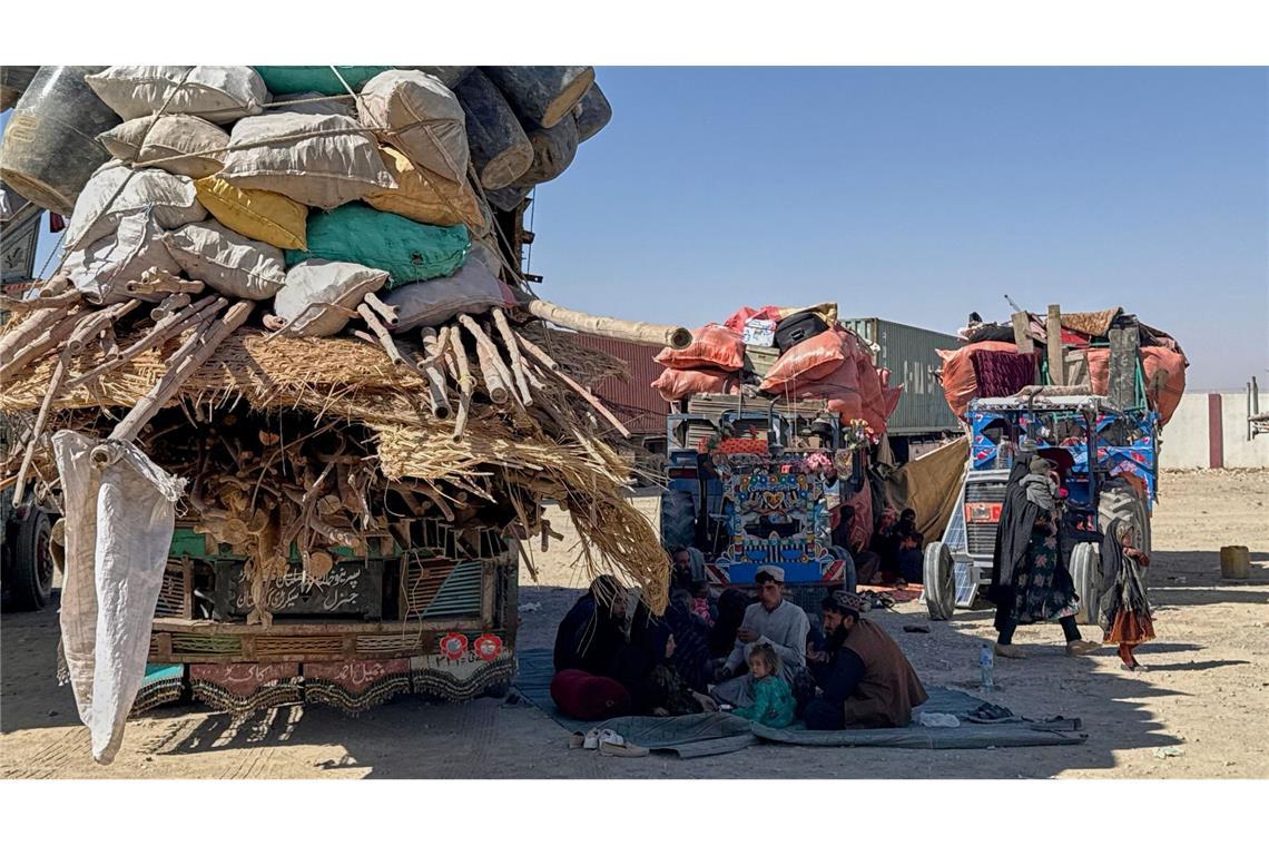 Afghanistan und Pakistan melden Dutzende Tote bei Gefechten Beide Staaten geben sich gegenseitig die Schuld.
