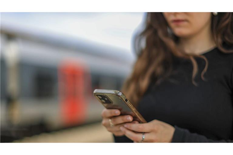 Beim Bahnfahren hakt das Internet oft noch sehr.