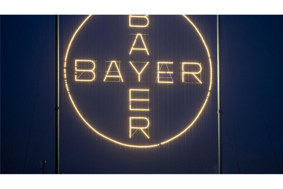 Glyphosat-Produkt darf vorerst nicht verkauft werden Beim Geschäft mit Glyphosat-Pflanzenschutzmitteln bekommt Bayer Gegenwind.