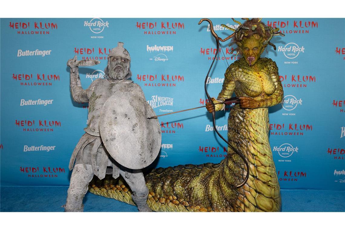 Heidi Klum verkleidet sich „sehr hässlich“ – Tom Kaulitz zu Stein erstarrt Beim Posieren für Fotos ist Heidi Klum in ihrem Element.