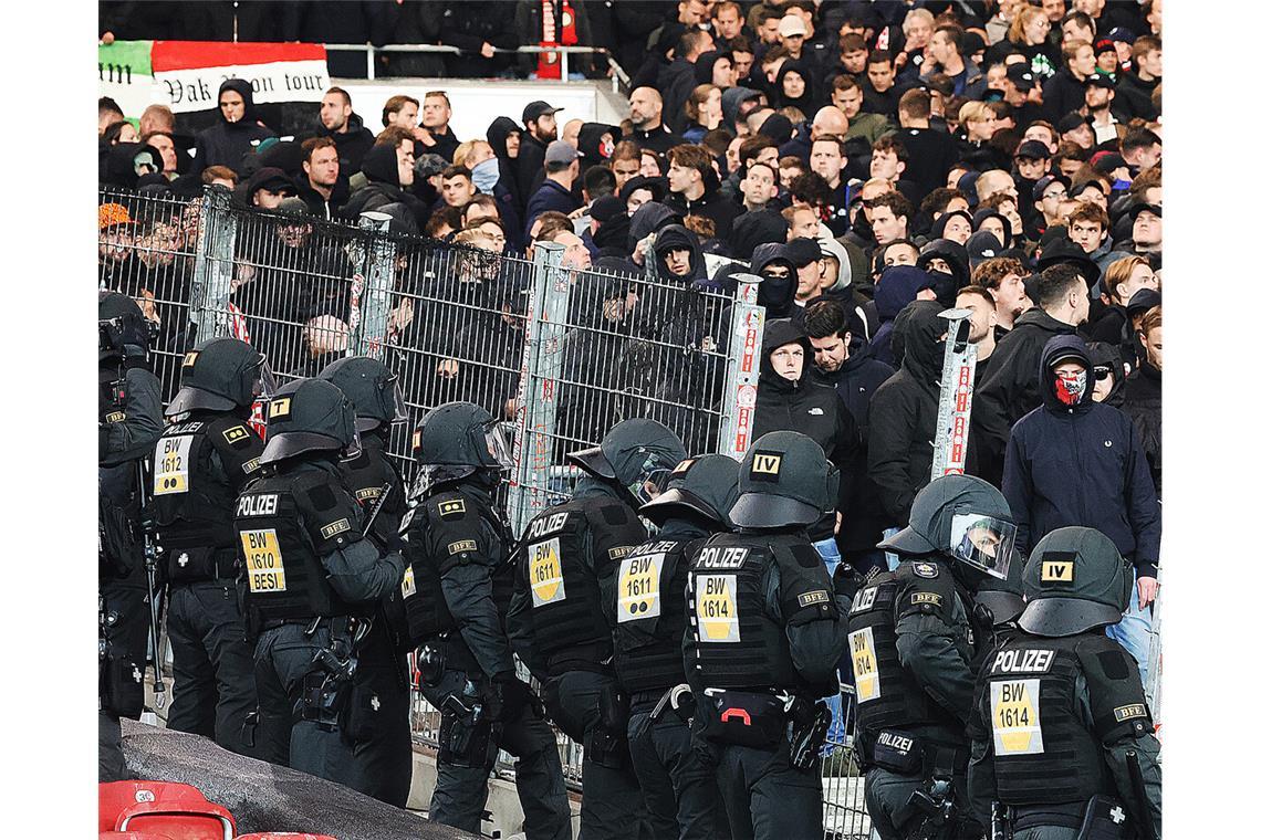 Beim Spiel des VfB gegen Feyenoord Rotterdam zeigte sich, dass die Rot-Spiel-Einordnung absolut richtig war.