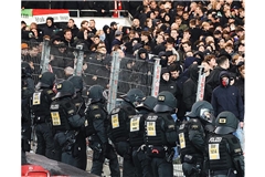 Beim Spiel des VfB gegen Feyenoord Rotterdam zeigte sich, dass die Rot-Spiel-Einordnung absolut richtig war.