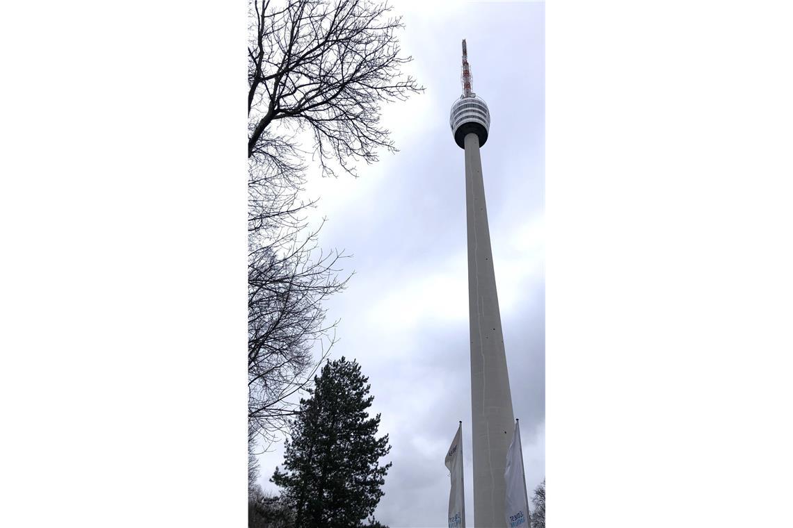 Ausflugstipps für den Tag der Liebe Beim Valentinstags-Dinner auf dem Stuttgarter Fernsehturm geht es hoch hinaus.