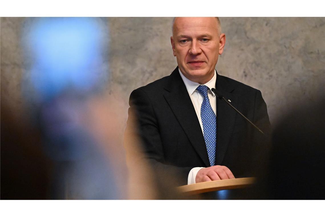 Berlins Regierungschef Kai Wegner geriet auch wegen eines Tennismatchs unter Druck. (Archivbild)