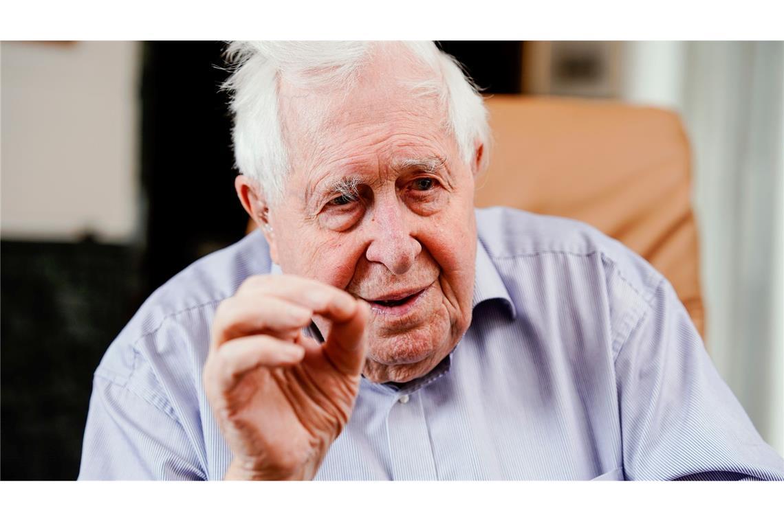 Einziger West-Ost-Regierungschef – Bernhard Vogel gestorben Bernhard Vogel starb im Alter von 92 Jahren. (Archivbild)